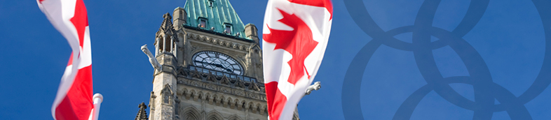 Le Parlement du Canada, la Tour de la Paix, Canadian Flags.