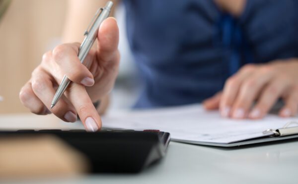 Le gouvernement canadien retarde la mise en place des modifications proposées relativement aux options d’achat d’actions