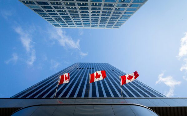 La version révisée de la Politique d’inadmissibilité et de suspension crée de nouveaux défis importants en matière de conformité pour les fournisseurs du gouvernement du Canada