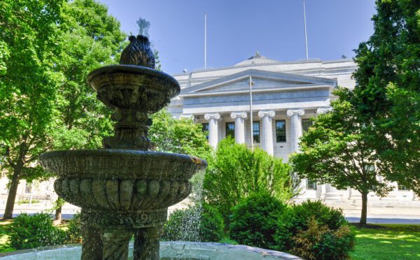 New York Court of Appeals clarifies UCC Article 8 choice of law rules for validity of securities