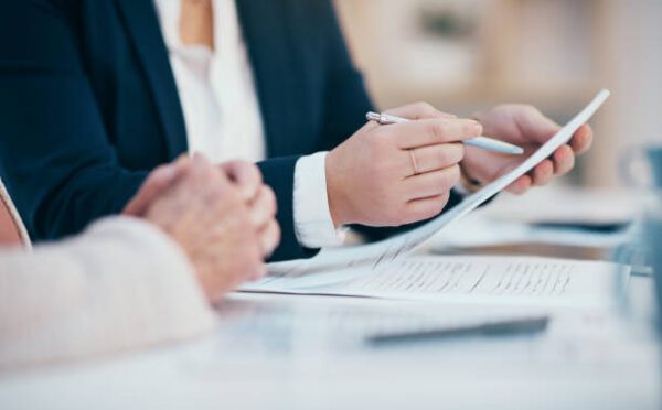 Dans quels cas les rapports d’enquête sur le lieu de travail sont-ils protégés par le secret professionnel de l’avocat?