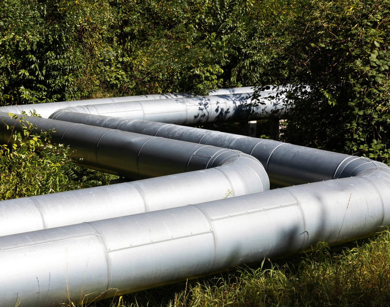 Canada and Alberta advance proposed West Coast oil pipeline through implementation agreement